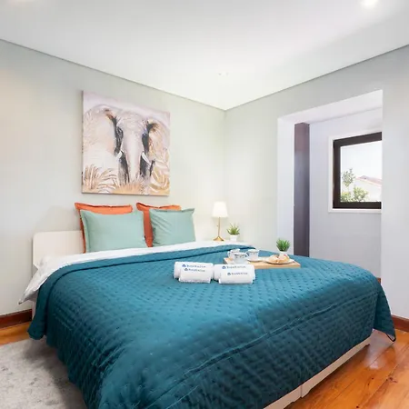 Host Wise - Charming Spacious Duplex House Dom wakacyjny