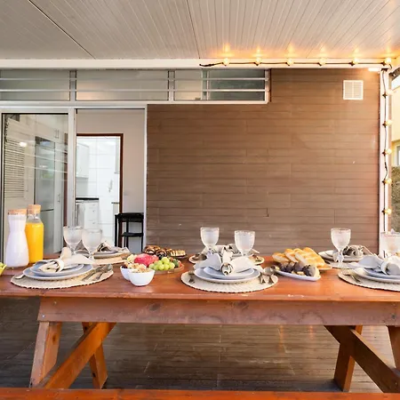 Host Wise - Charming Spacious Duplex House Dom wakacyjny
