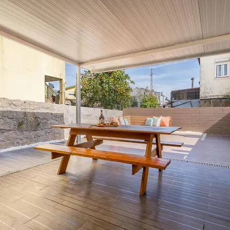 Host Wise - Charming Spacious Duplex House Сasa de vacaciones *