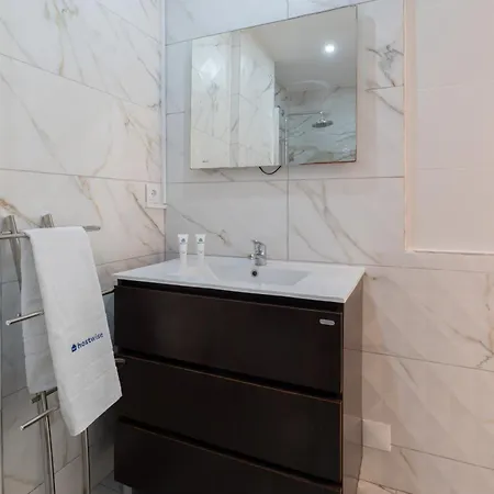 Dom wakacyjny Host Wise - Charming Spacious Duplex House São Mamede de Infesta