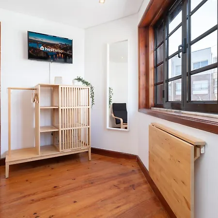 Host Wise - Charming Spacious Duplex House Dom wakacyjny *
