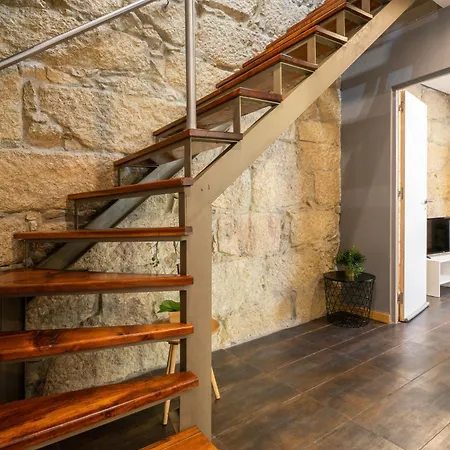Host Wise - Charming Spacious Duplex House São Mamede de Infesta